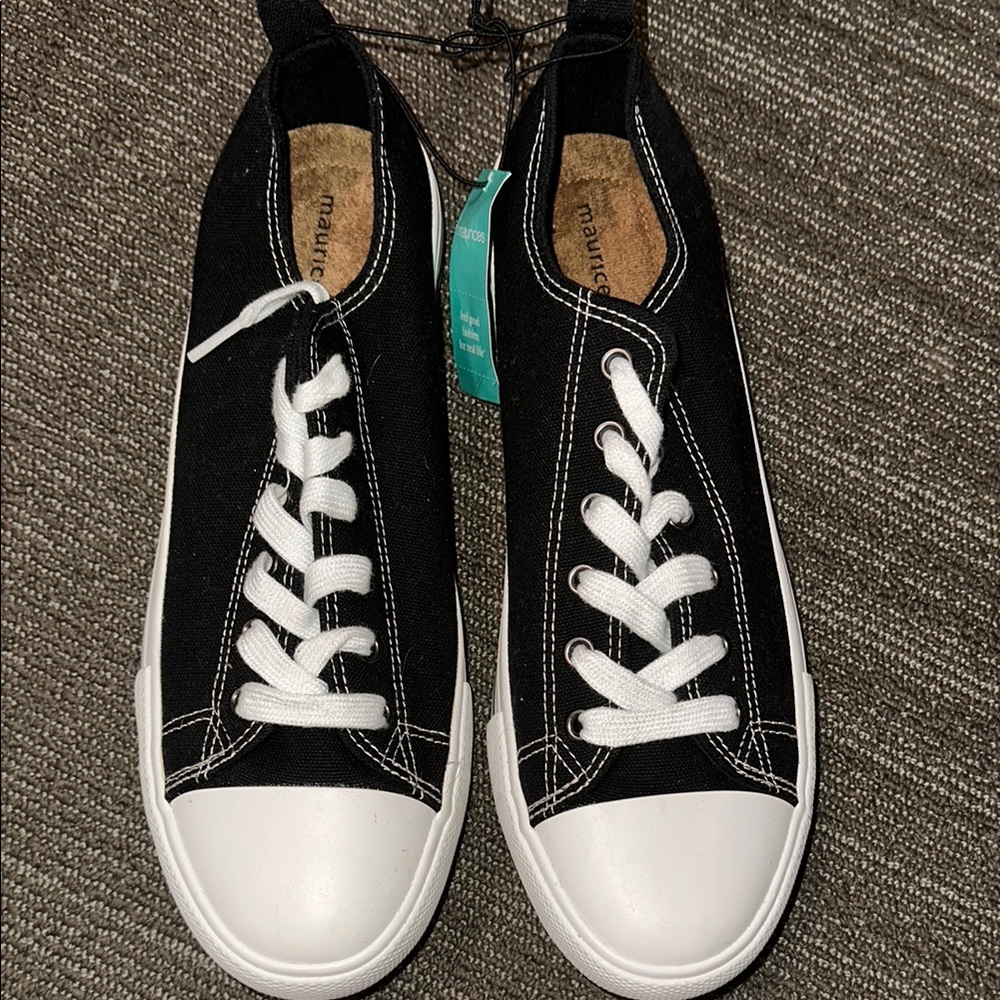 NWT Maurices Classic Black Canvas Sneakers